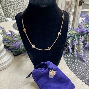 Tory Burch Logo Necklace🧡NWT🧡